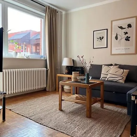 Lela's Place Vojvode Brane *